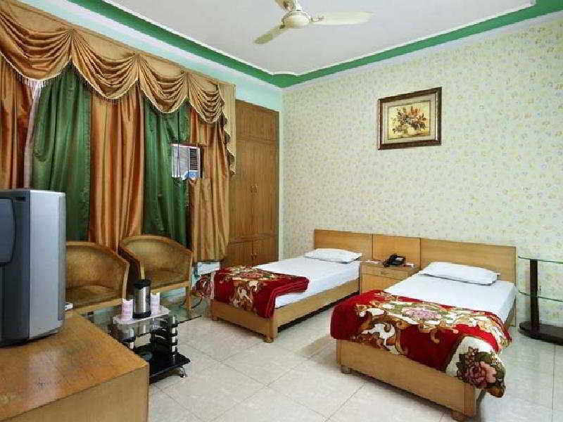 Mandakini Grand Otel Yeni Delhi Dış mekan fotoğraf